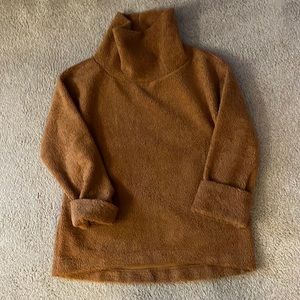 Loft Women’s Fleece Turtleneck Medium